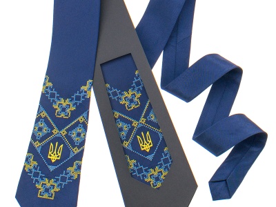 Вишиті краватки і метелики. Як поєднати моду і традицію