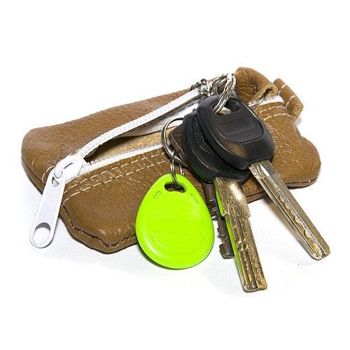 Светло коричневая кожаная мини ключница Gofin на замок SKG-10089