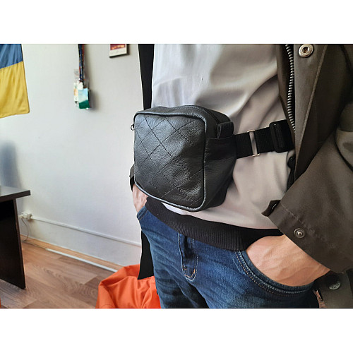 Бананка Gofin кожаная черная прямоугольная на одно отделение SMK-20026