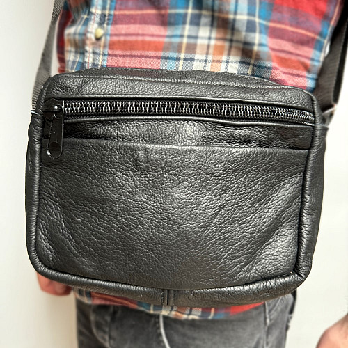 Сумка Gofin шкіряна на плече чорна на чотири відділення 26х20см SMK-20038