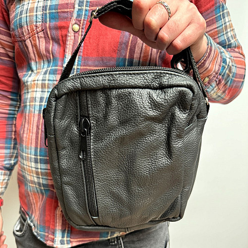 Сумка Gofin чорна кожаная черная на плечо на четыре замка 25х22 см SMK-20041 