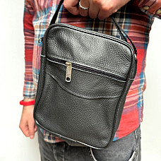 Сумка Gofin чорна кожаная черная на плечо на три замка 21х17 см SMK-20043