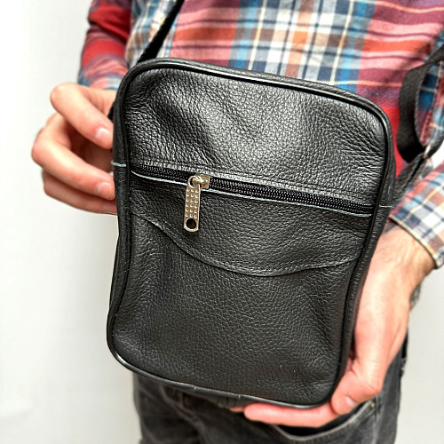 Сумка Gofin чорна кожаная черная на плечо на три замка 21х17 см SMK-20043