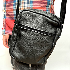 Кожаная сумка Gofin черная на плечо на четыре замка 21х18 см SMK-20047