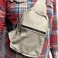 Шкіряна сумка слінг Gofin світло сіра 28х17 см SMK-20056