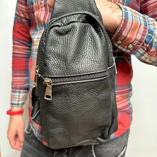 Кожаная сумка слинг Gofin черная на три замка 29х17 см SMK-20058