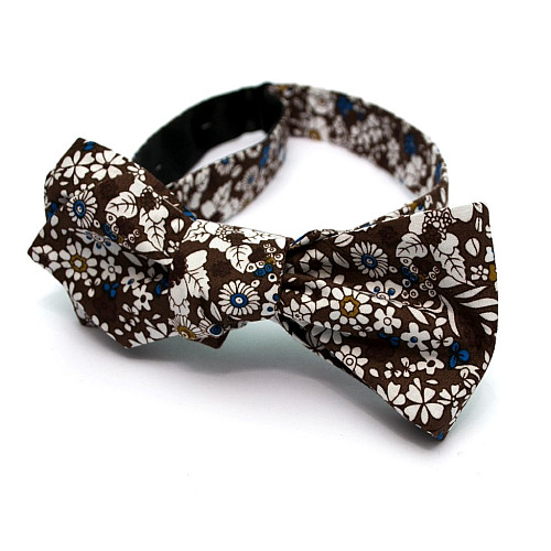 Краватка метелик самовяз діамант коричневий з квітами GBS-7411