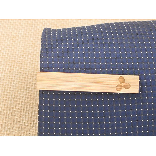 Дерев’яний затискач для краватки з лопатю ZAG-9046