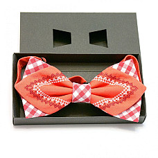 Вишитий метелик Фігурний Кораловий LM-3024