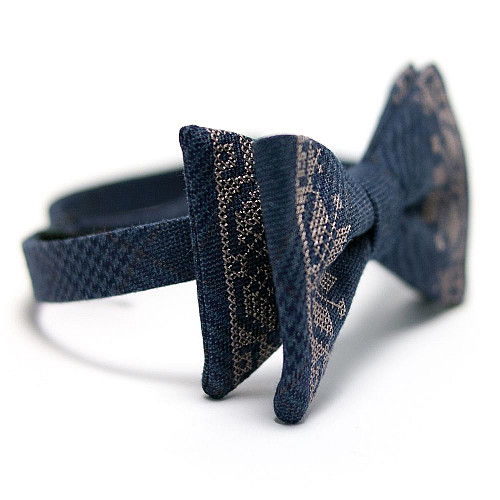 Вишитий метелик Синій в клітку №644 LM-3038