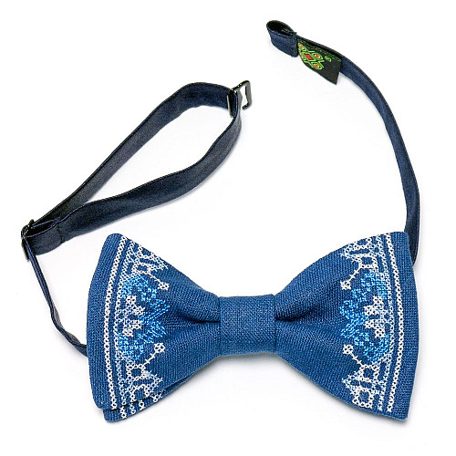 Вышитая бабочка синяя льняная №639 LM-3047