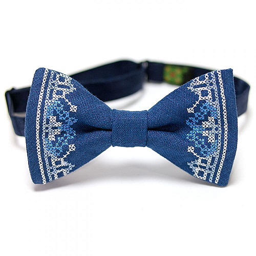 Вышитая бабочка синяя льняная №639 LM-3047