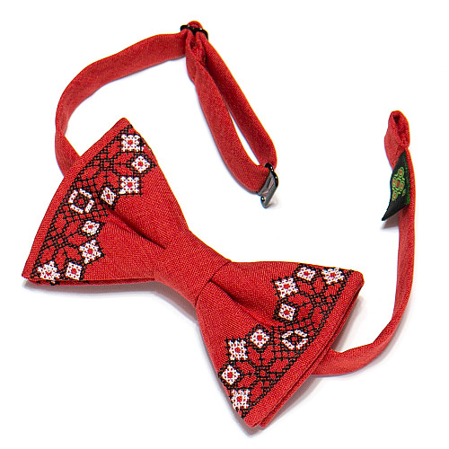 Красная вышитая бабочка №747 LM-3058