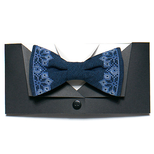 Темно-синяя вышитая бабочка №745 LM-3060