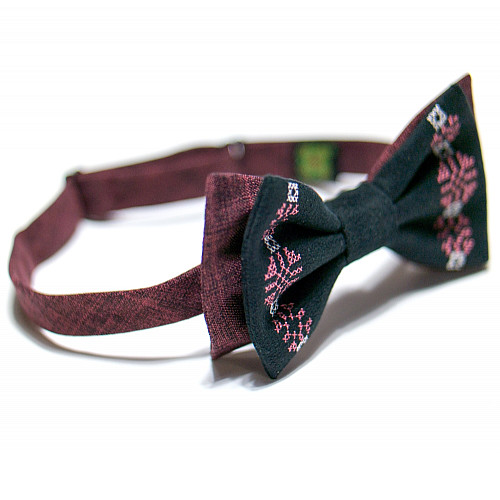 Черная вышитая бабочка №738 LM-3065