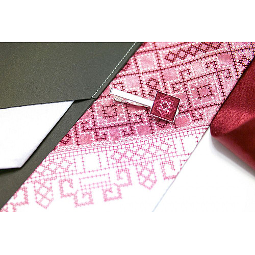 Чоловіча вишита краватка з зажимом Бордове Трiо LNTZ-4002