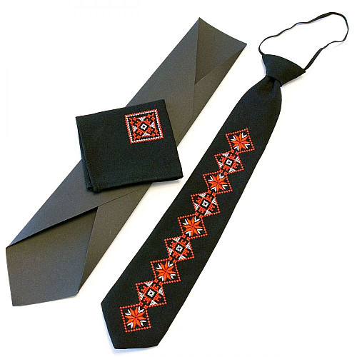 Підлітковий чорний вишитий набір №579 (LND-0081)