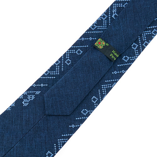 Синя вишита краватка №969 з візерунком LN-2150