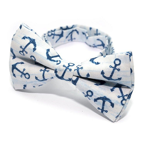 Галстук бабочка белая с синими якорьями GBZ-292
