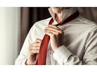 Как завязать галстук простой узел (Восточный узел)