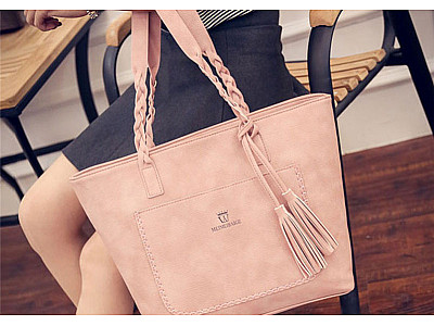 Топова прикраса 2018 року: модна жіноча сумка