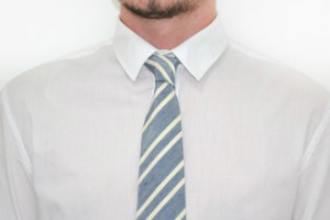 Как завязывать галстук узел Кельвин